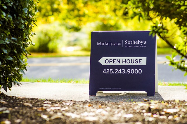 Overcoming Financial Hardship: Expert Strategies for Selling Your Home Fast Amid Distress