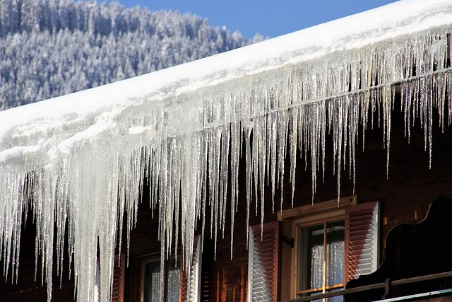 Gutter clearing