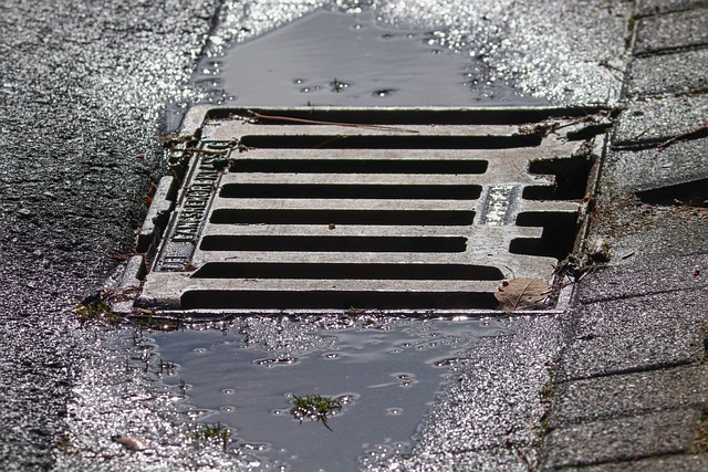 Gutter Clearing Burton, Gutter Clearing Near Me, Gutter Cleaners Burton Upon Trent