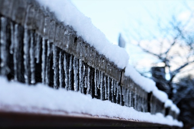 Gutter Clearing Burton, Gutter Clearing Near Me, Gutter Cleaners Burton Upon Trent