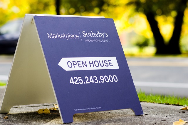 househouseshouse-sold-640x480-81681095.jpeg
