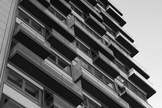 househouseshouse-sold-640x480-1361758.jpeg