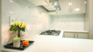 househouseshouse-sold-640x480-53066685.jpeg