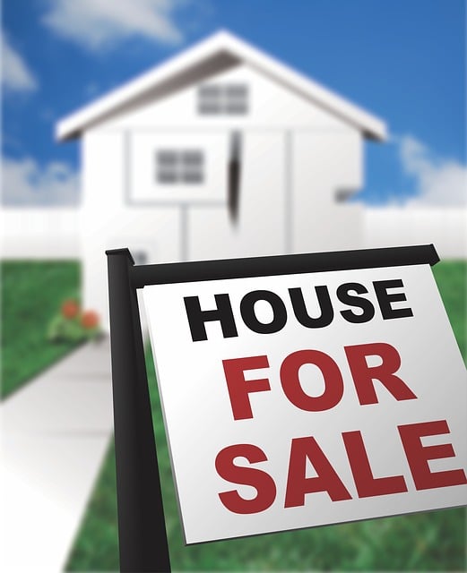 househouseshouse-sold-640x480-71563531.jpeg