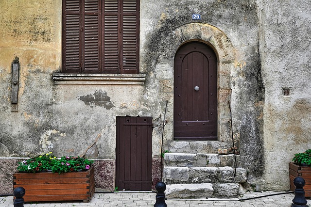houses-640x480-1727845.jpeg