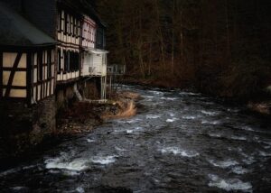 houses-640x480-67713338.jpeg