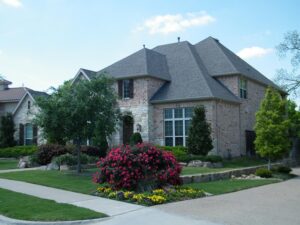 sell-house-in-bad-neighborhood-sacrament-640x480-63310552.jpeg