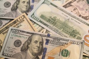contact-us-get-a-cash-offer-in-24-hours-640x480-34916527.jpeg