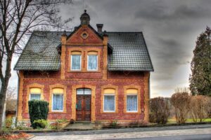 house-640x480-67810960.jpeg